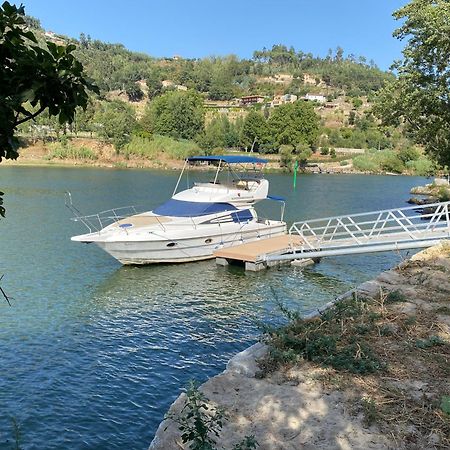 Aquadouro Yacht Radames - Sleep Boat Experience Hotel Castelo de Paiva Bagian luar foto