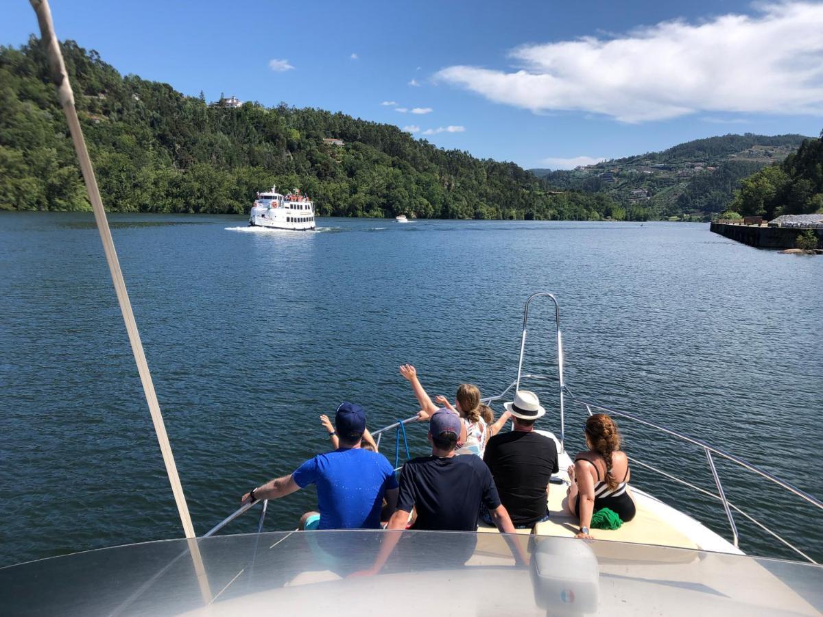 Aquadouro Yacht Radames - Sleep Boat Experience Hotel Castelo de Paiva Bagian luar foto