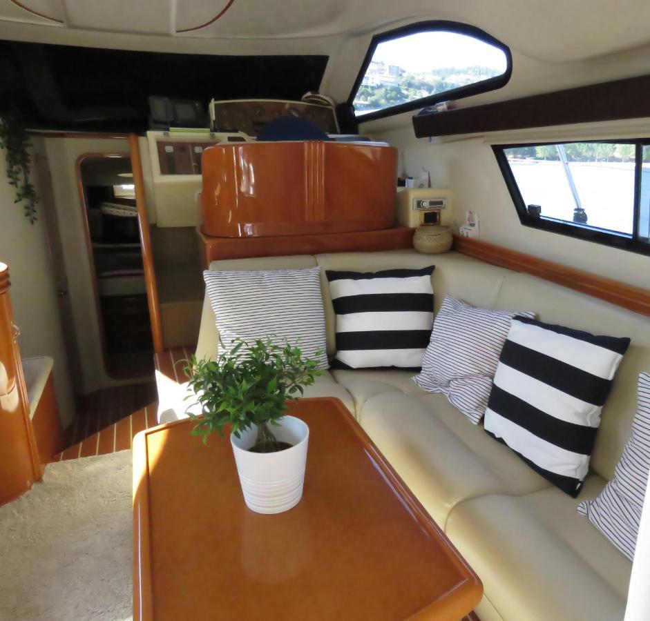 Aquadouro Yacht Radames - Sleep Boat Experience Hotel Castelo de Paiva Bagian luar foto