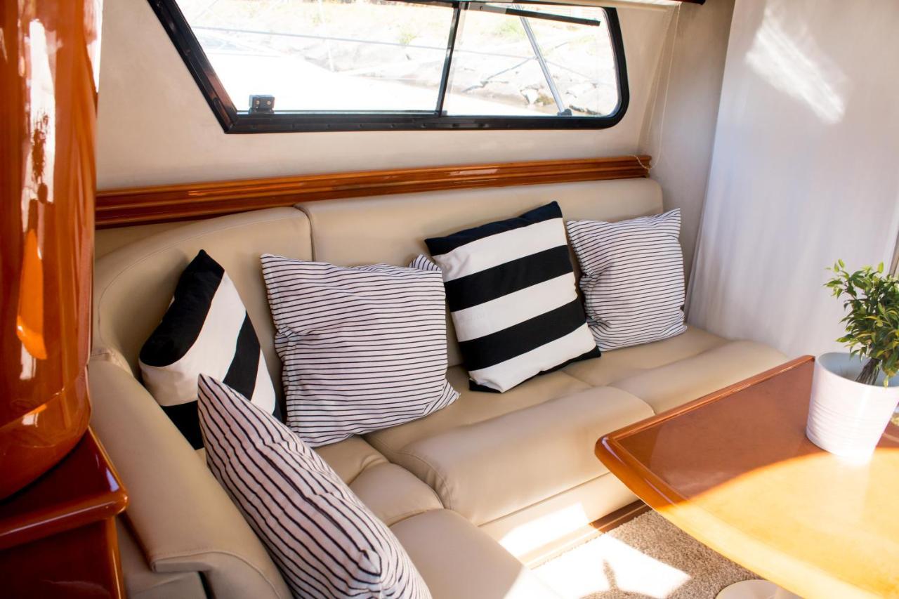Aquadouro Yacht Radames - Sleep Boat Experience Hotel Castelo de Paiva Bagian luar foto