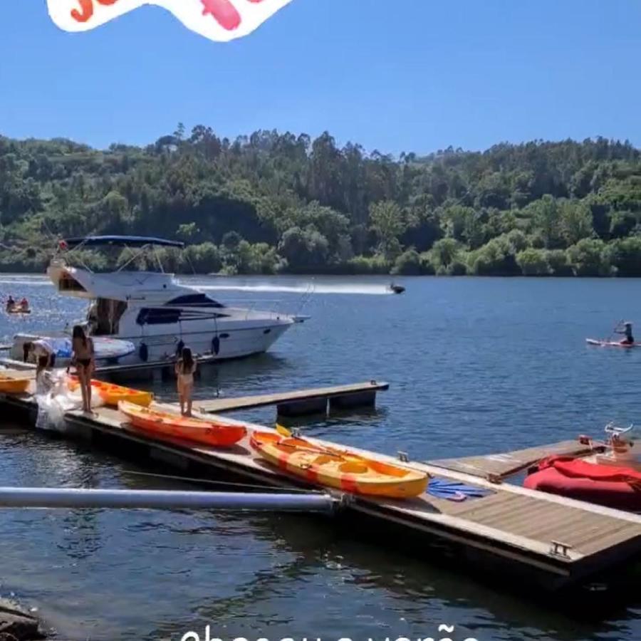Aquadouro Yacht Radames - Sleep Boat Experience Hotel Castelo de Paiva Bagian luar foto
